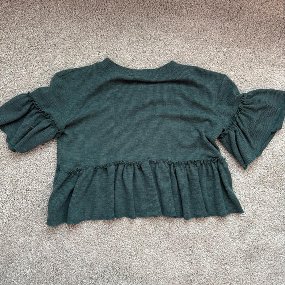 Green Ruffled Top - Picture 2 of 3